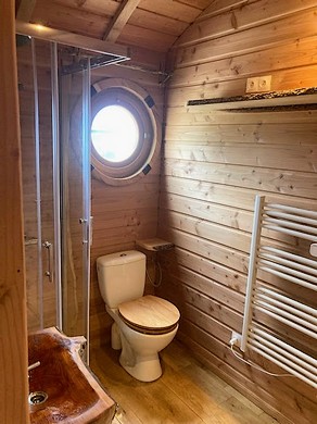 Roulotte équipée pour deux personnes près de Sandvoort en Belgique.