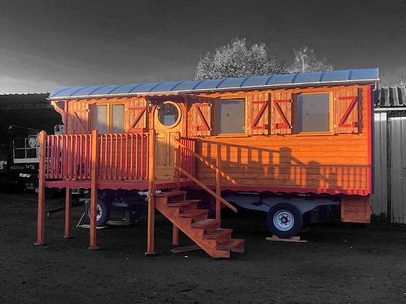 roulotte region d'Auvergne.