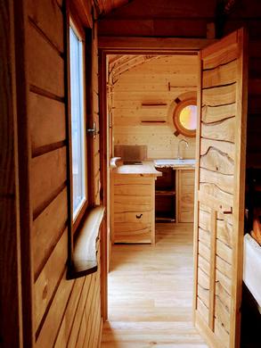 Salle de bain de la roulotte.