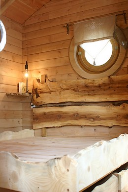 constructeur de roulotte à la frontière Suisse.