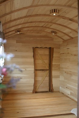 Roulotte belgique porte artisanale.