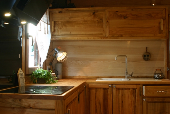 roulotte region d'Auvergne.