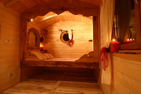 Roulotte du vieux moulin.